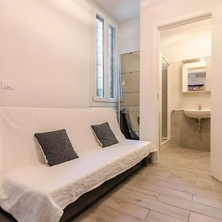 Appartamento Arienti Apartment, In The Historical Center